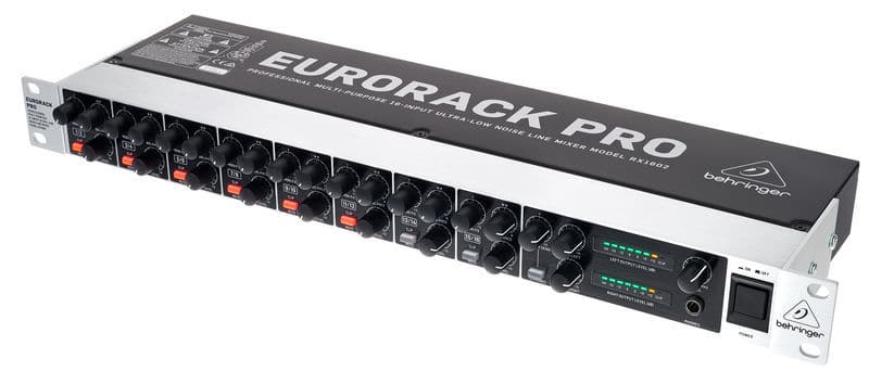 A court d'entrées pour brancher vos synthétiseurs... que faire ? 1 Behringer RX1602 pour plus d'entrées