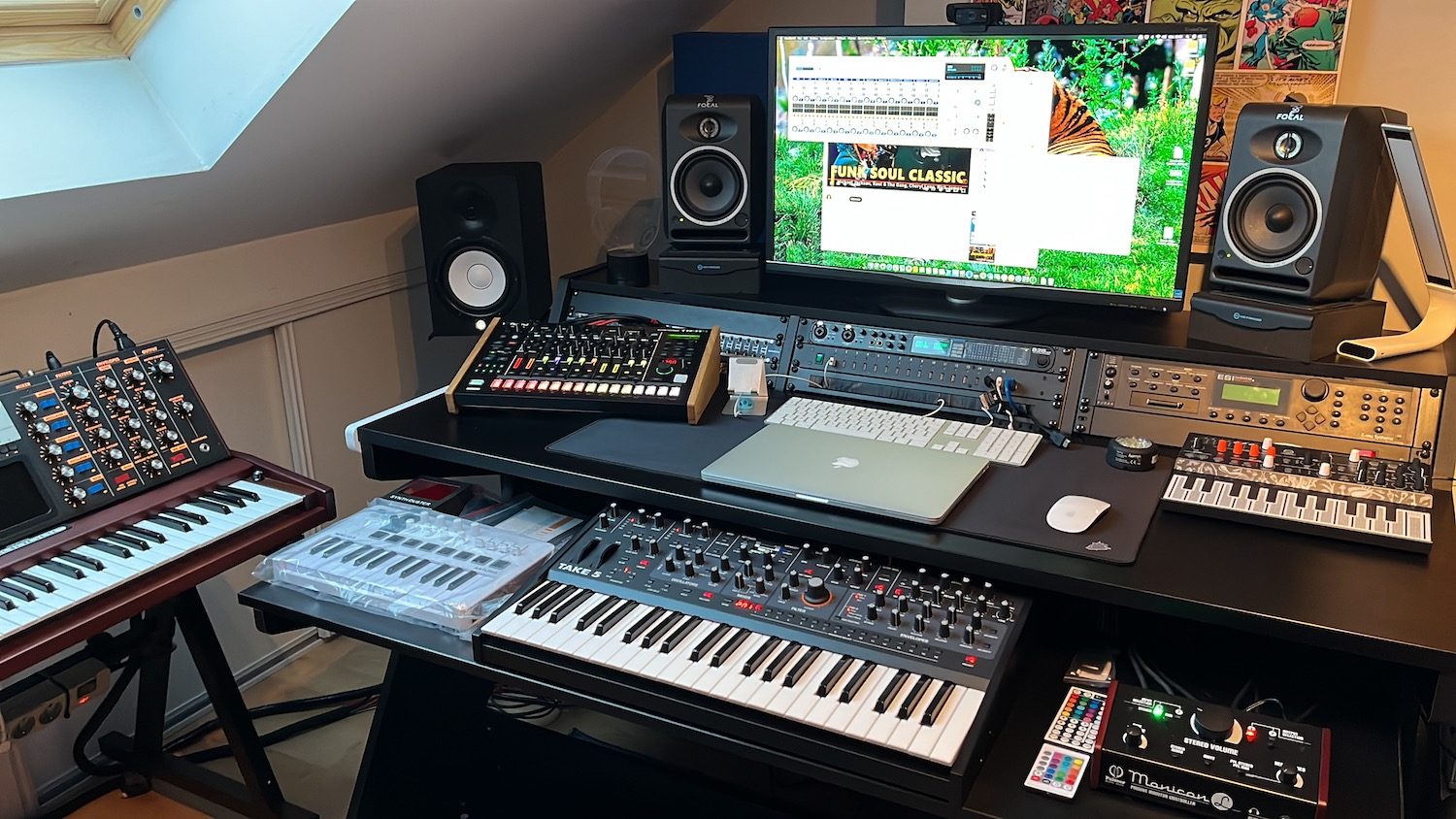 La derni&egrave;re configuration du Zaor Vision W + Zaor Vision K dans mon home studio