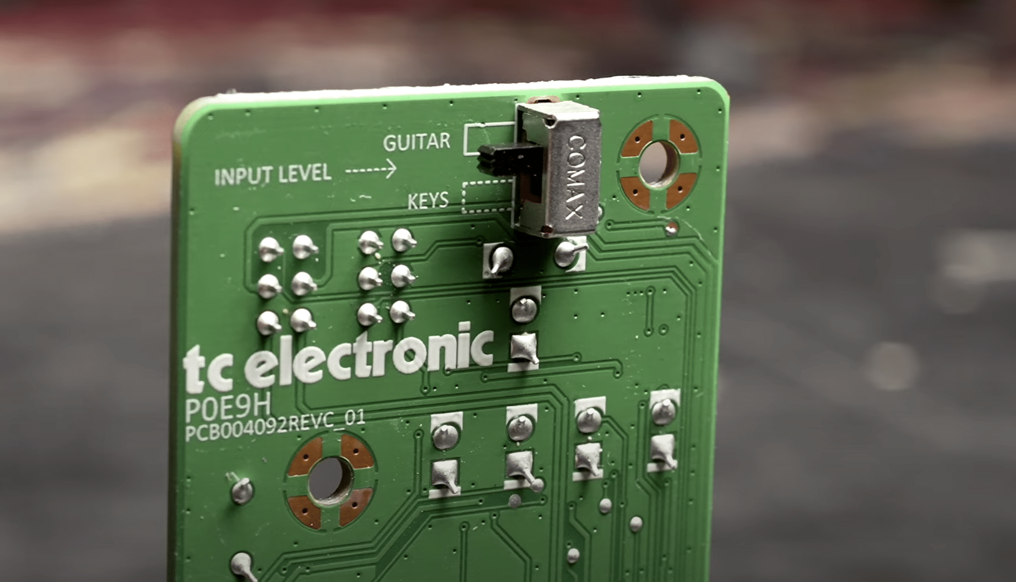 Les news synthés de Juillet 8 TC Electronic June-60 Version 2 réglages de niveau d'entrée Guitar/Key