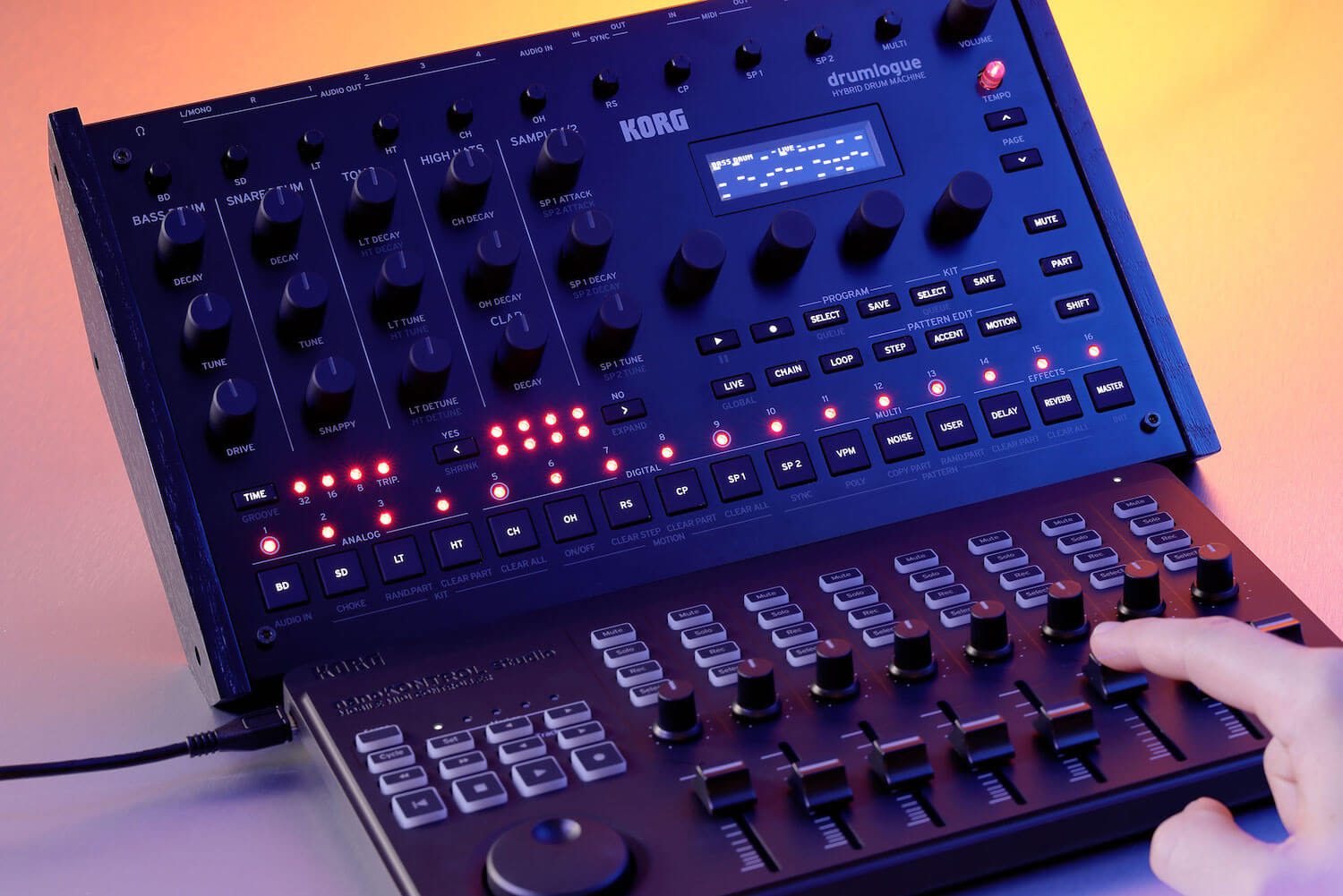 Liaison Korg Drumlogue avec Korg NanoKontrol