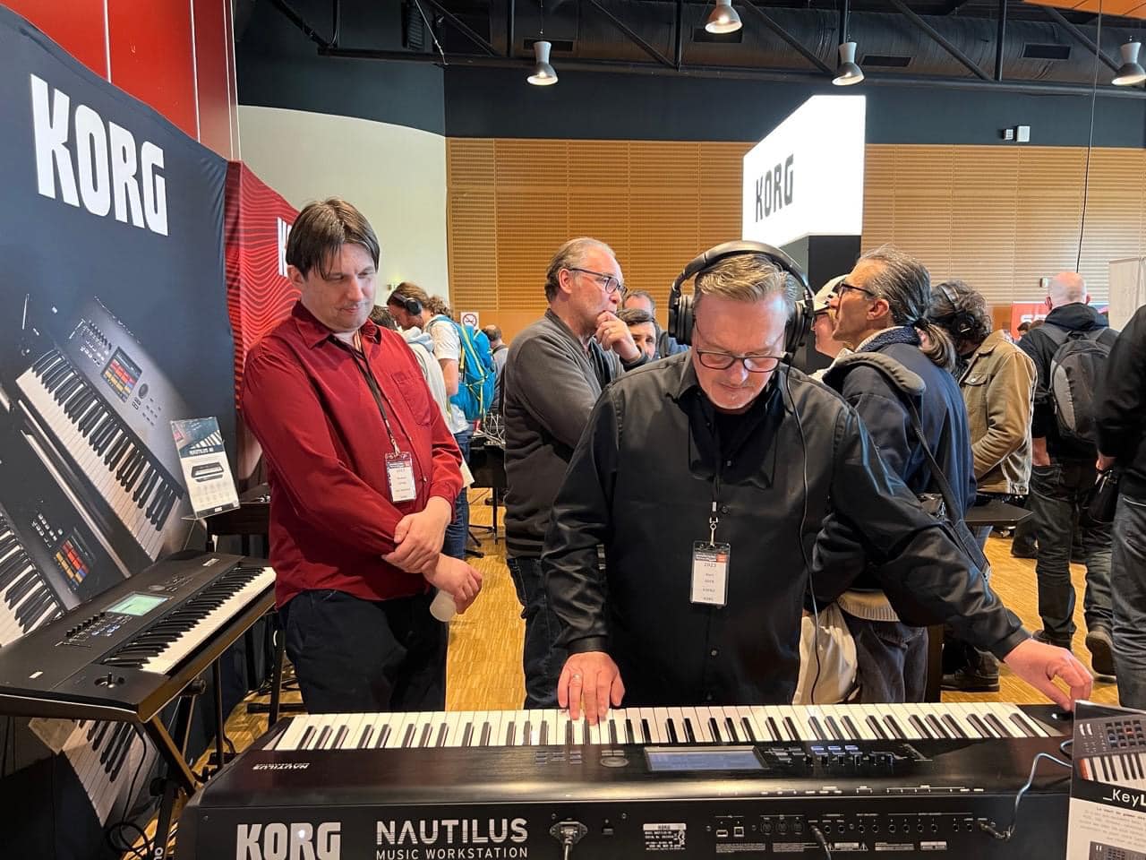 Stand Korg avec Michael Geyre, Michel Deuchst et Kurt Ader - SynthFest 2023