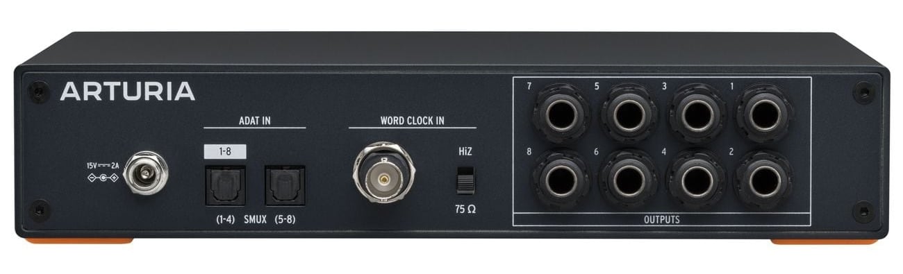 Arturia AudioFuse X8 IN et OUT vive l'ADAT ! 16 Arturia Audiofuse X8 OUT face arrière