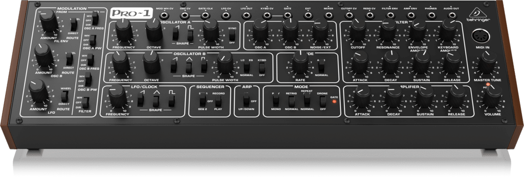Le Behringer Pro-1 et Yazoo Don't Go ? 3 Face avant du Behringer Pro-1
