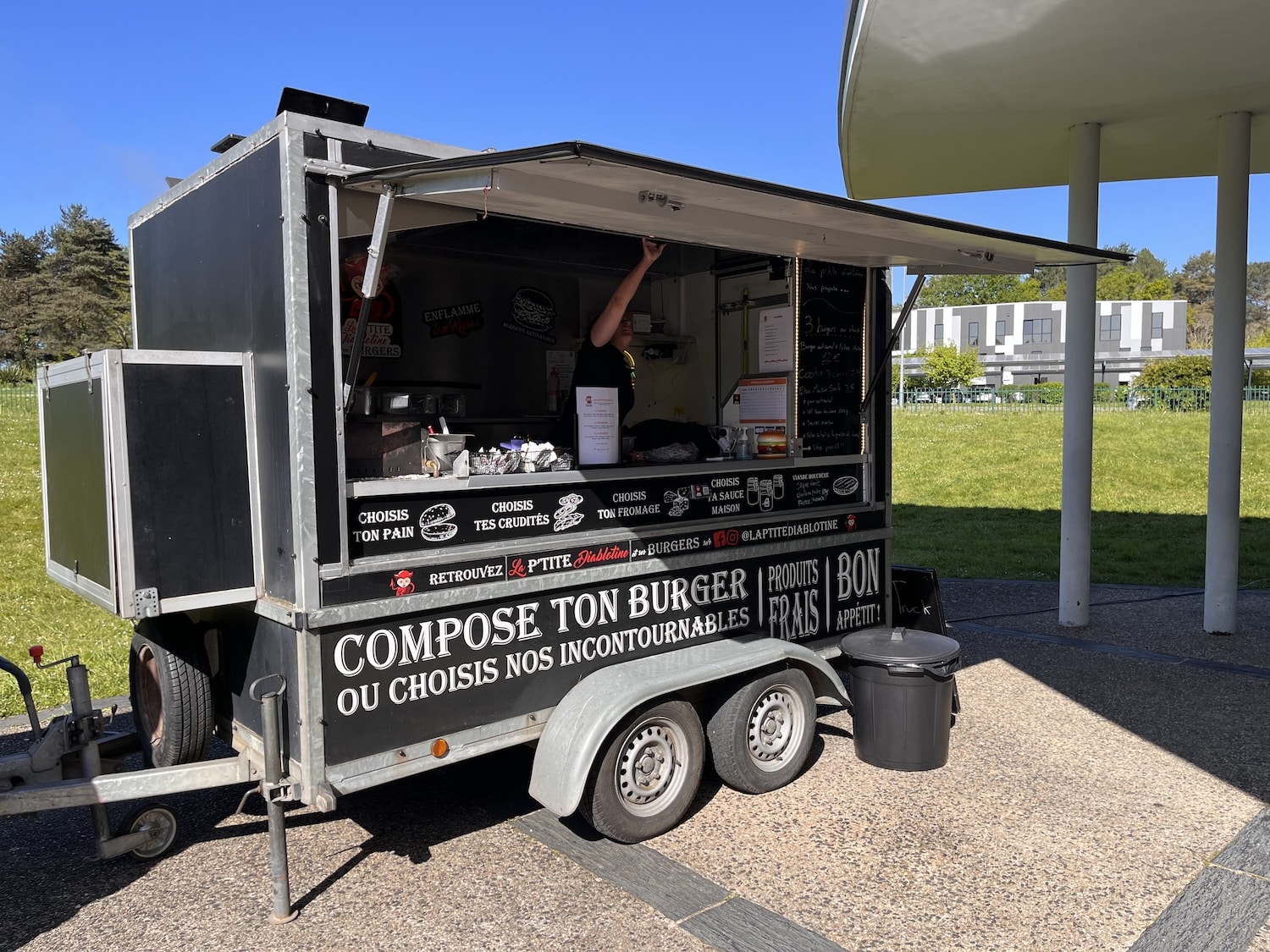 SynthFest 2024 une édition incroyable 3 Camion Burgers