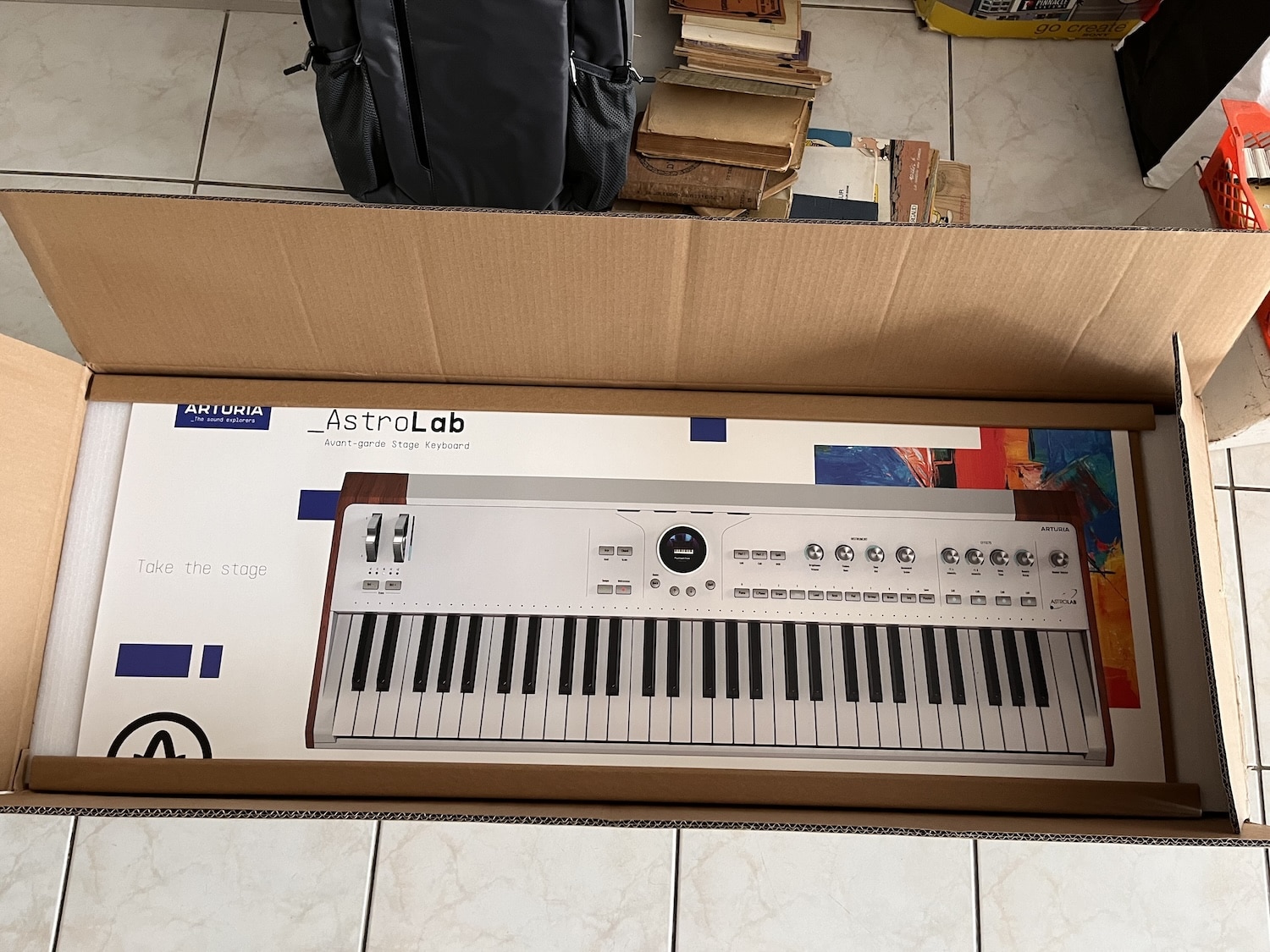 Arturia Astrolab le synthétiseur parfait pour le live ? 1 Carton de l'Arturia Astrolab