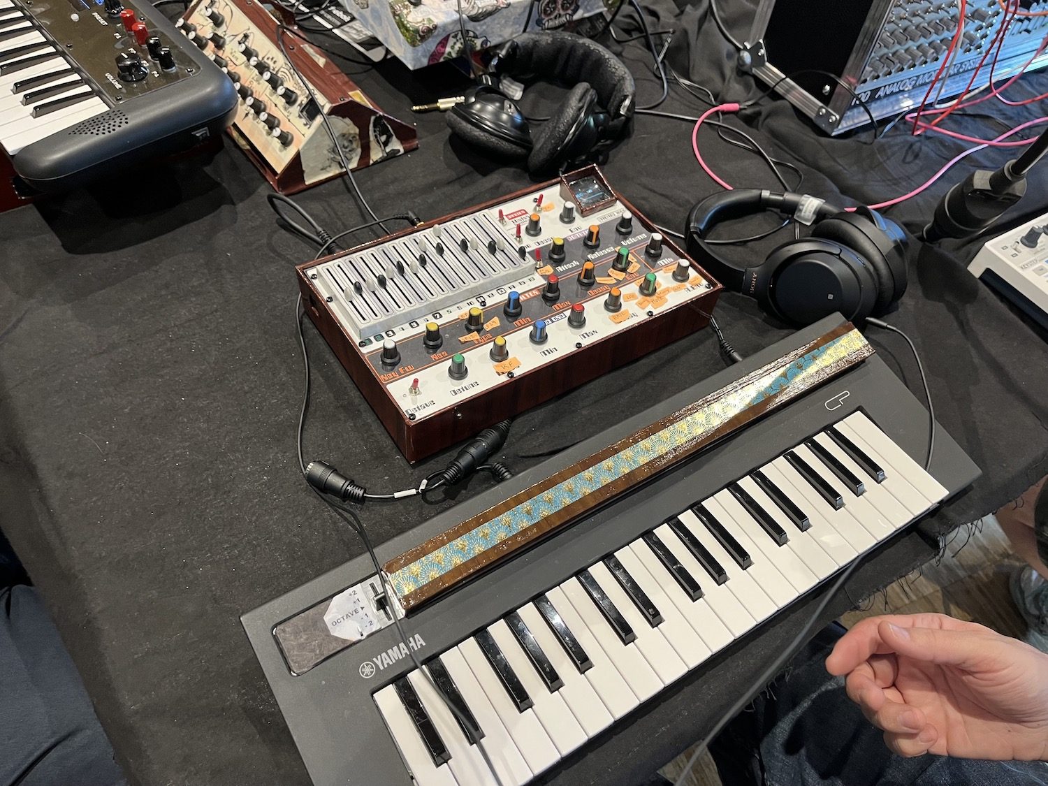 Cyberneticien stand au SynthFest 2023