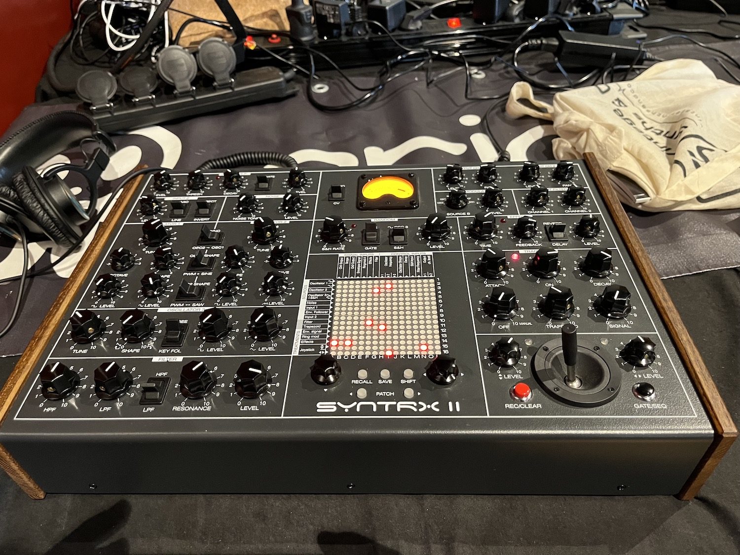 Synth&eacute;tiseur Erica Synth Syntrx II au SynthFest 2023