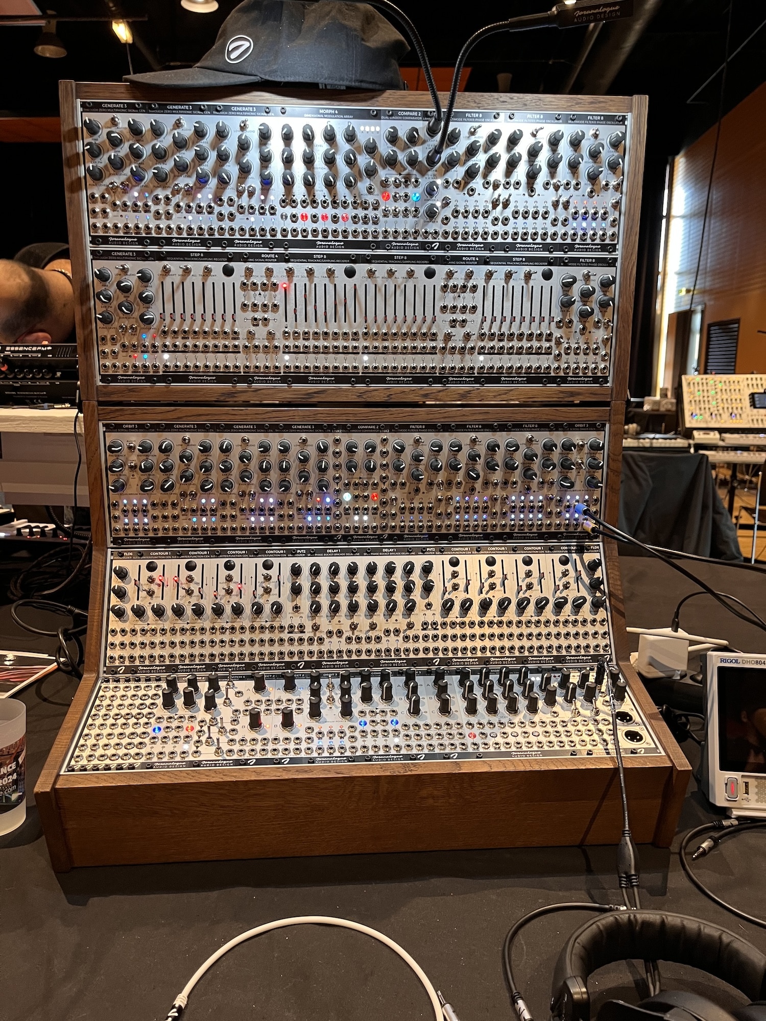 SynthFest 2024 une édition incroyable 61 modules Joranalogue