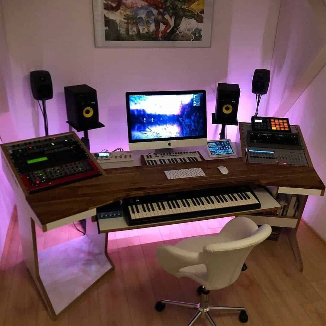 3 règles d'ergonomie à appliquer dans son home-studio 1 Une lumière diffuse dans son home studio grâce aux leds