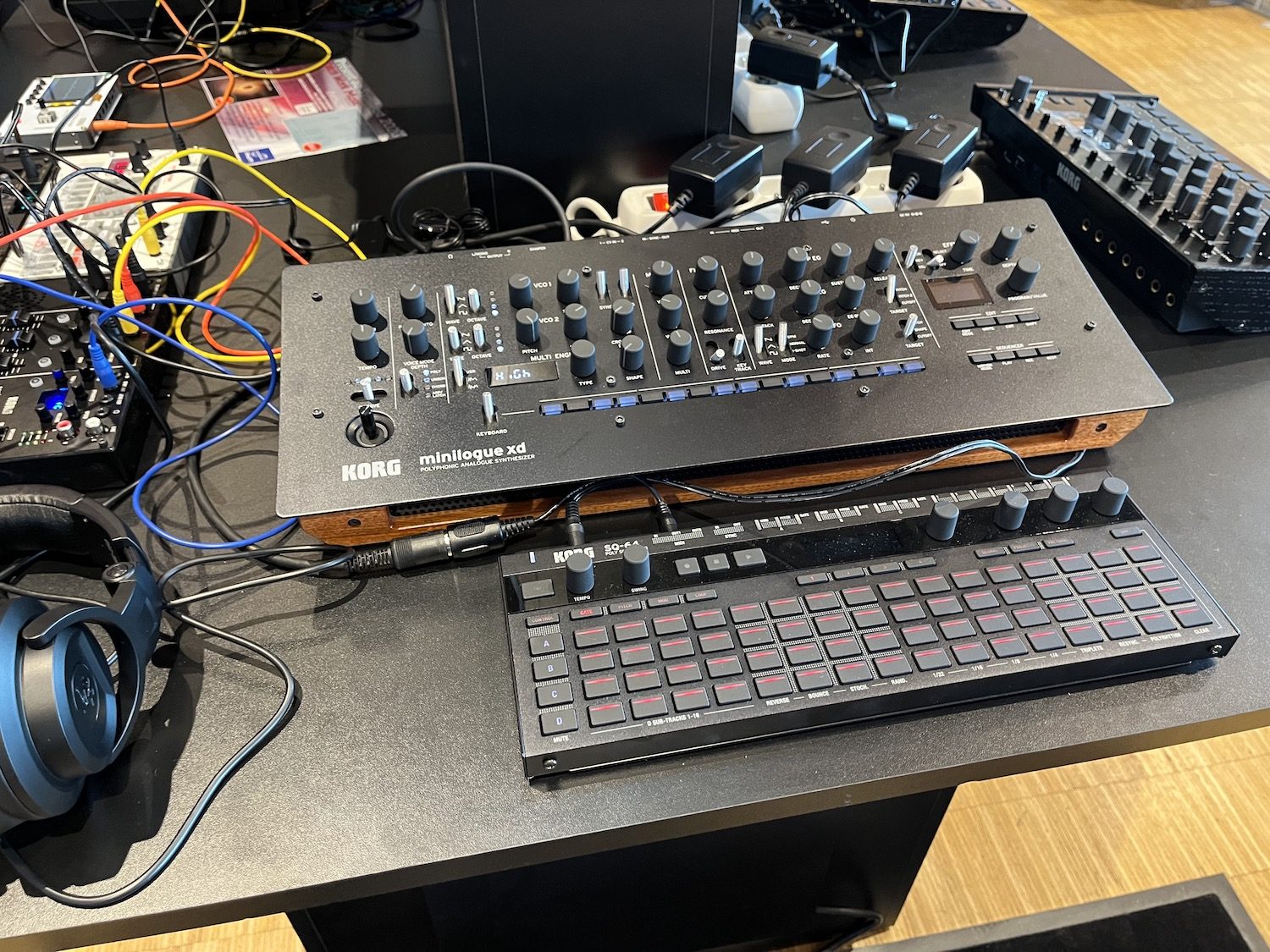Korg Minilogue XD et SQ64 au SynthFest 2023
