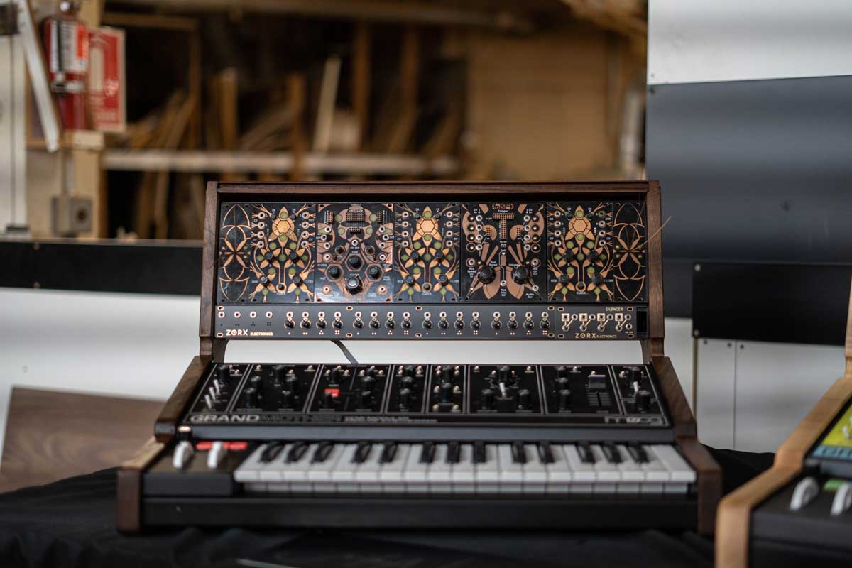 Moog Grandmother