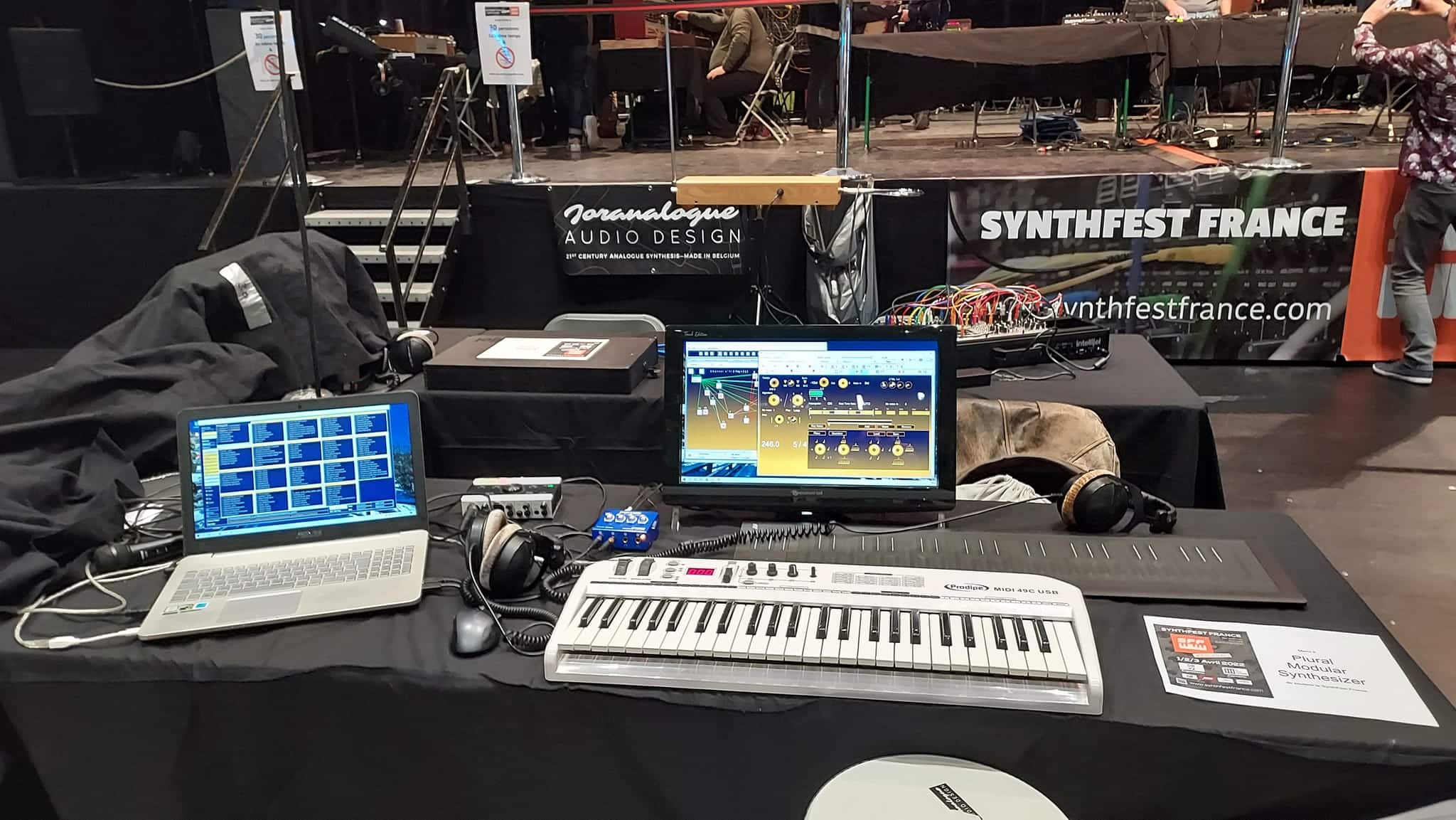 Le Synthfest 2022 : c'est magique ! 51 Le synthétiseur Plural Modular Synthesizer (PMS)