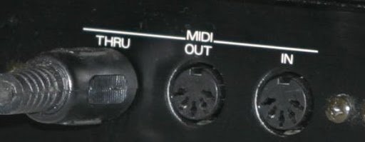 Choisir votre séquenceur et synchroniser vos synthétiseurs 18 Les ports MIDI habituel IN OUT THRU