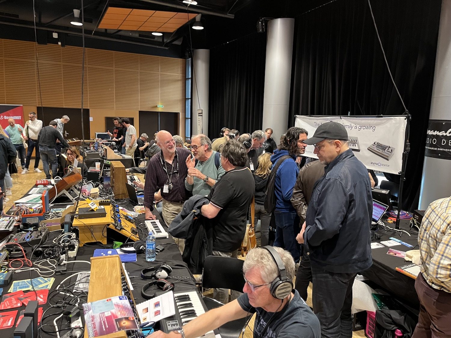 Public au SynthFest 2023