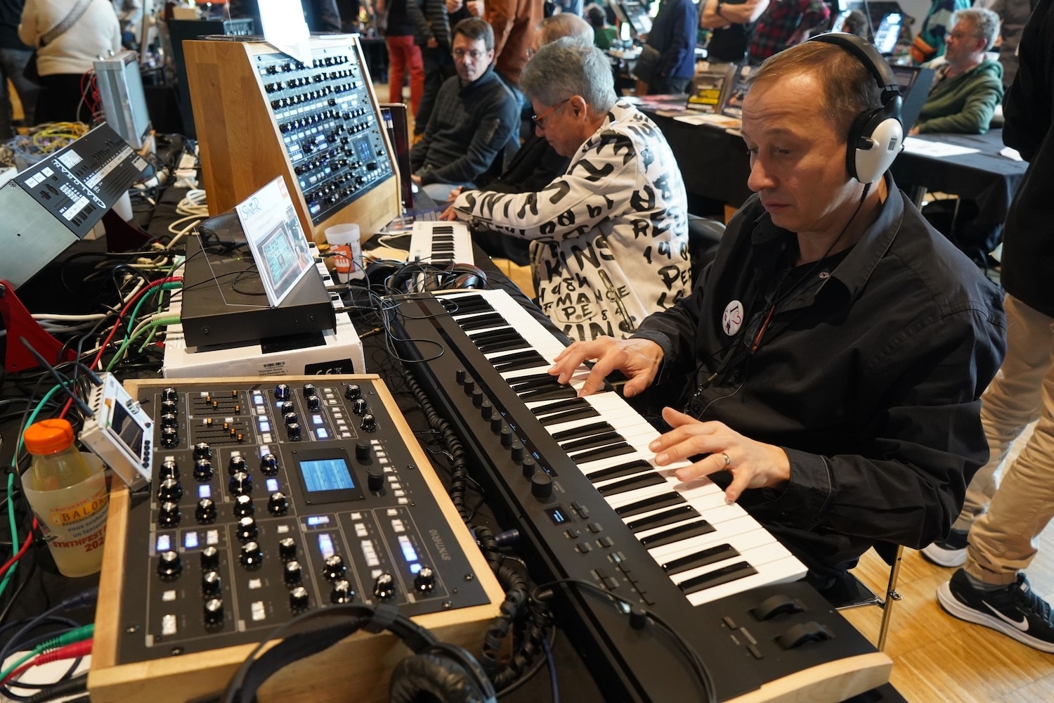 SynthFest 2024 une édition incroyable 78 Jean-Luc Briançon stand SYNTHR