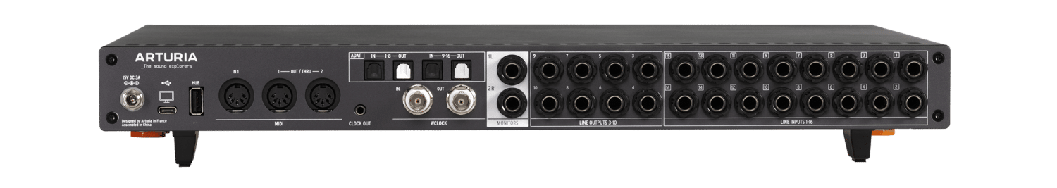 Arturia AudioFuse 16Rig idéale pour les synthétiseurs ? 20 Vue arrière complète de l'Audiofuse 16 Rig d'Arturia